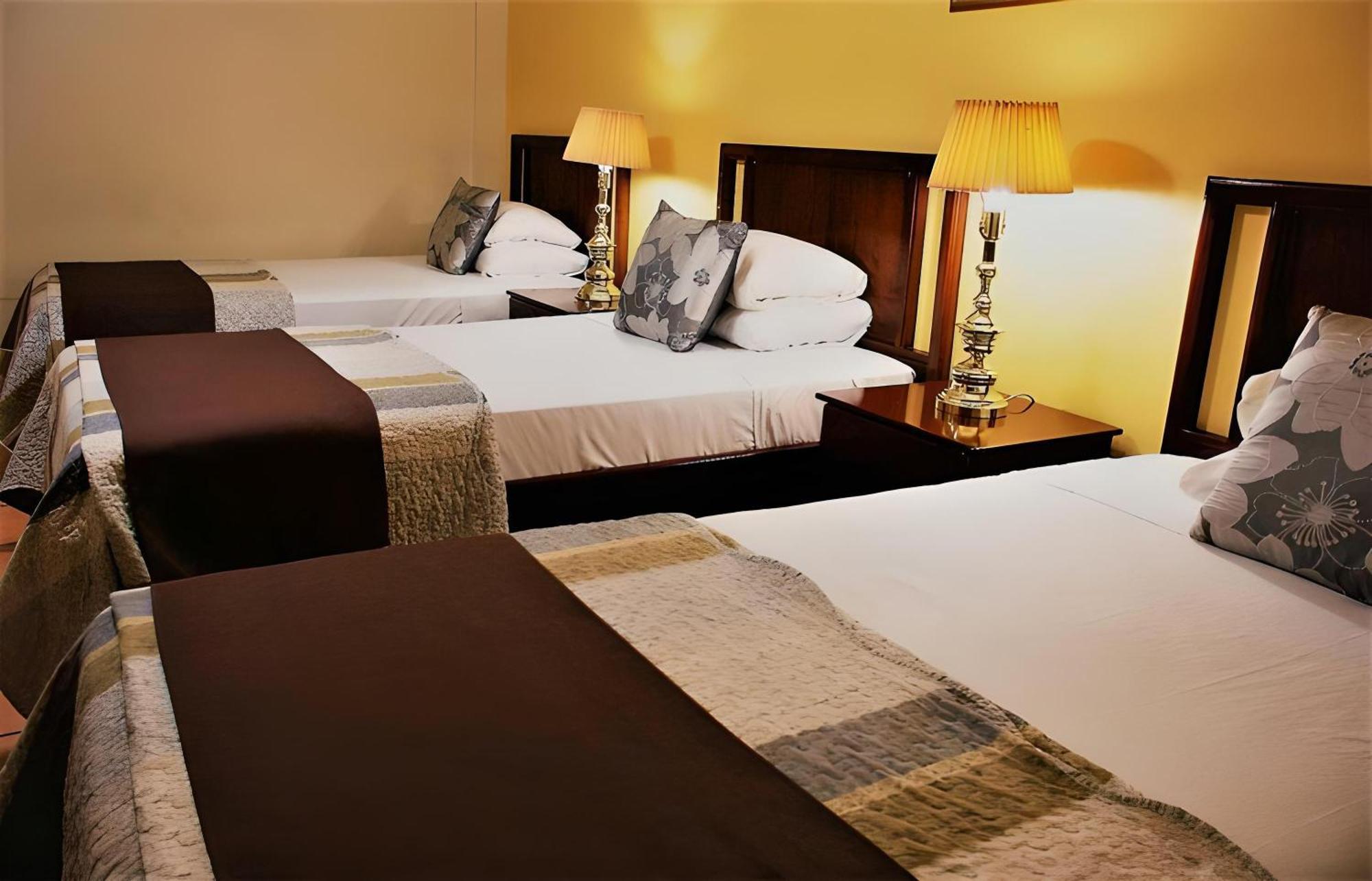 Hotel Puerta Del Sol - San Jose Airport Ngoại thất bức ảnh