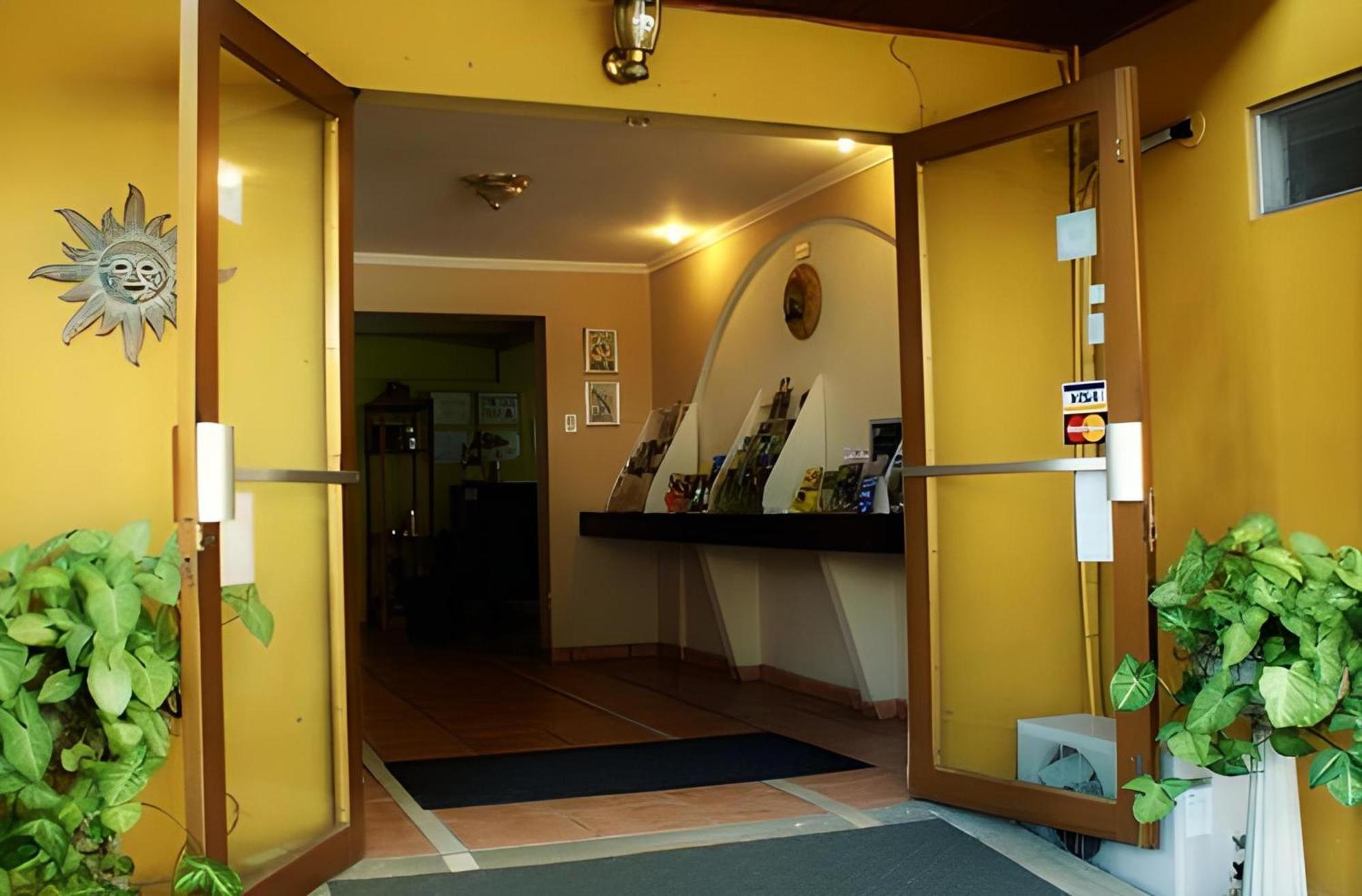Hotel Puerta Del Sol - San Jose Airport Ngoại thất bức ảnh