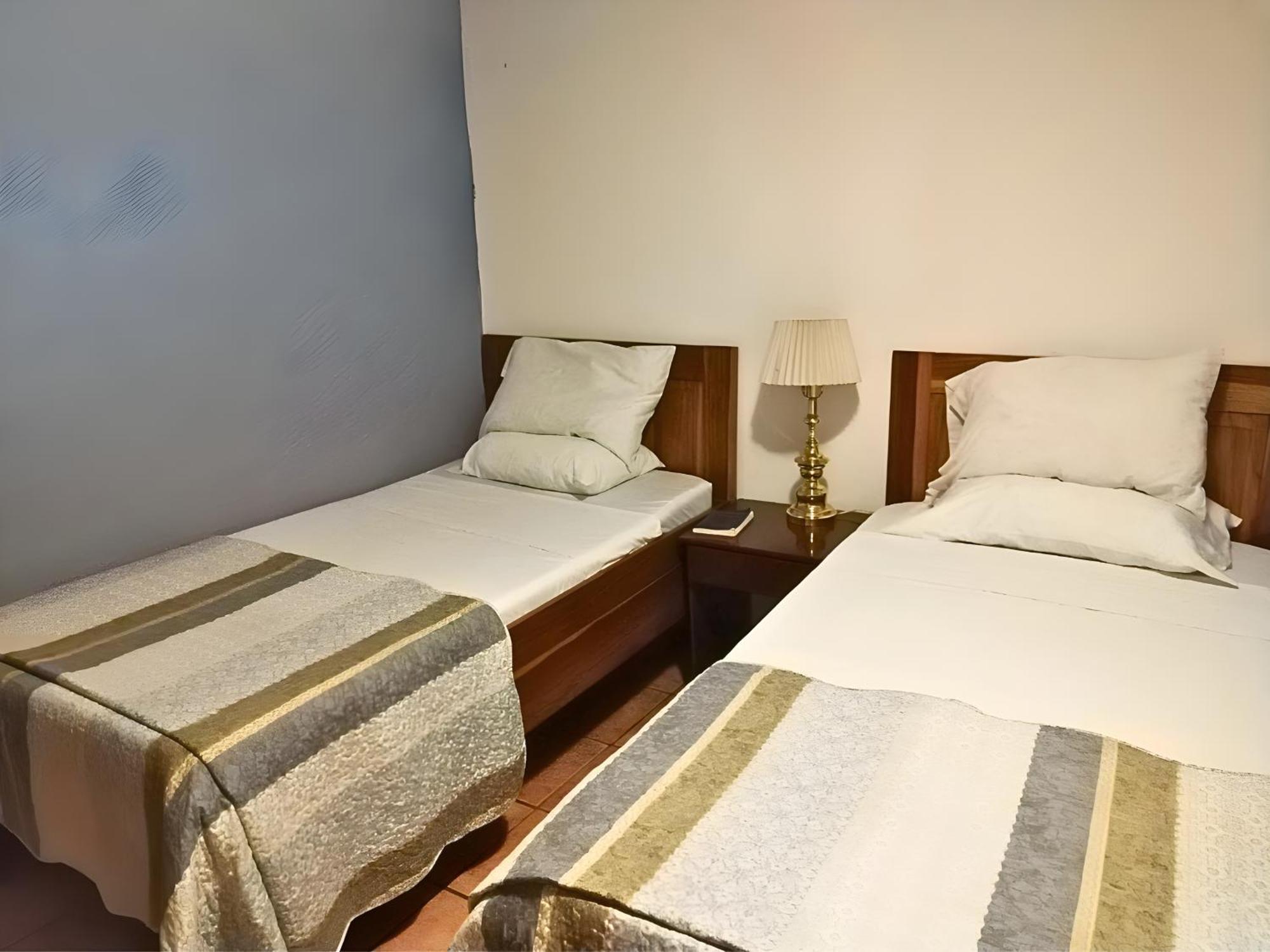 Hotel Puerta Del Sol - San Jose Airport Phòng bức ảnh