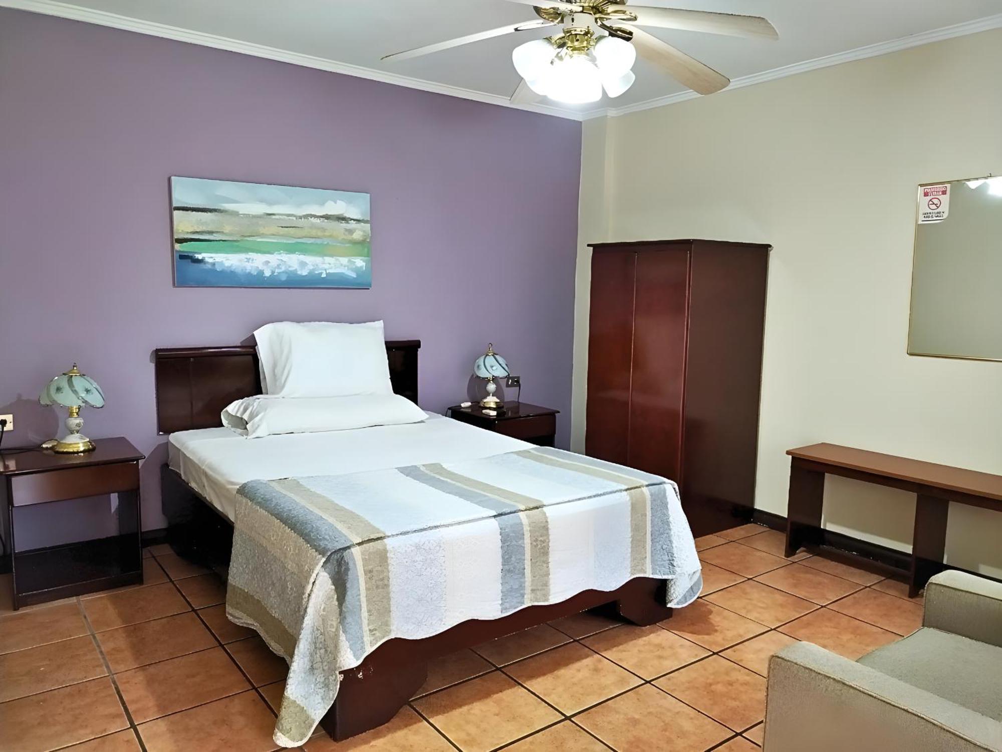 Hotel Puerta Del Sol - San Jose Airport Ngoại thất bức ảnh