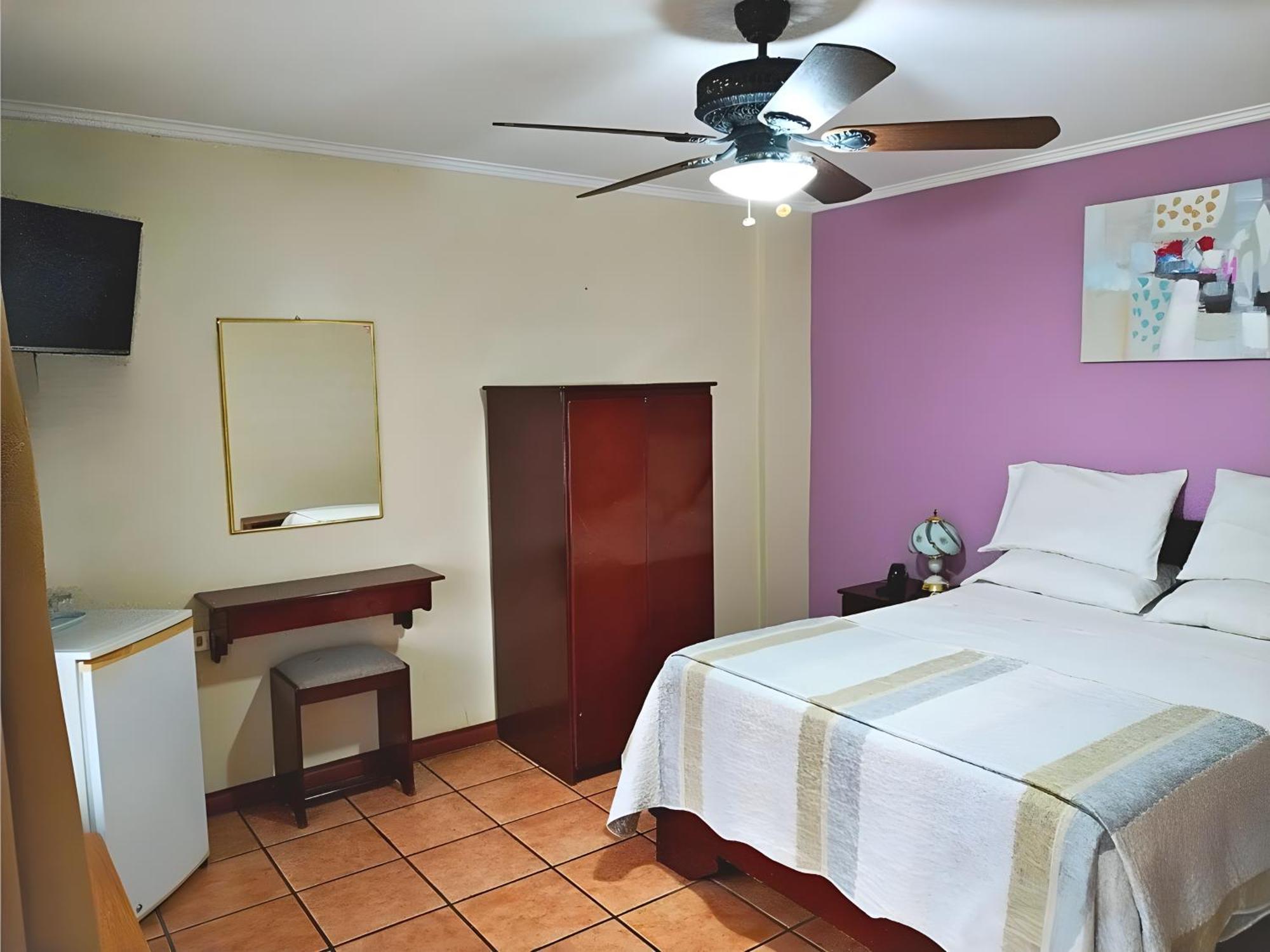 Hotel Puerta Del Sol - San Jose Airport Ngoại thất bức ảnh