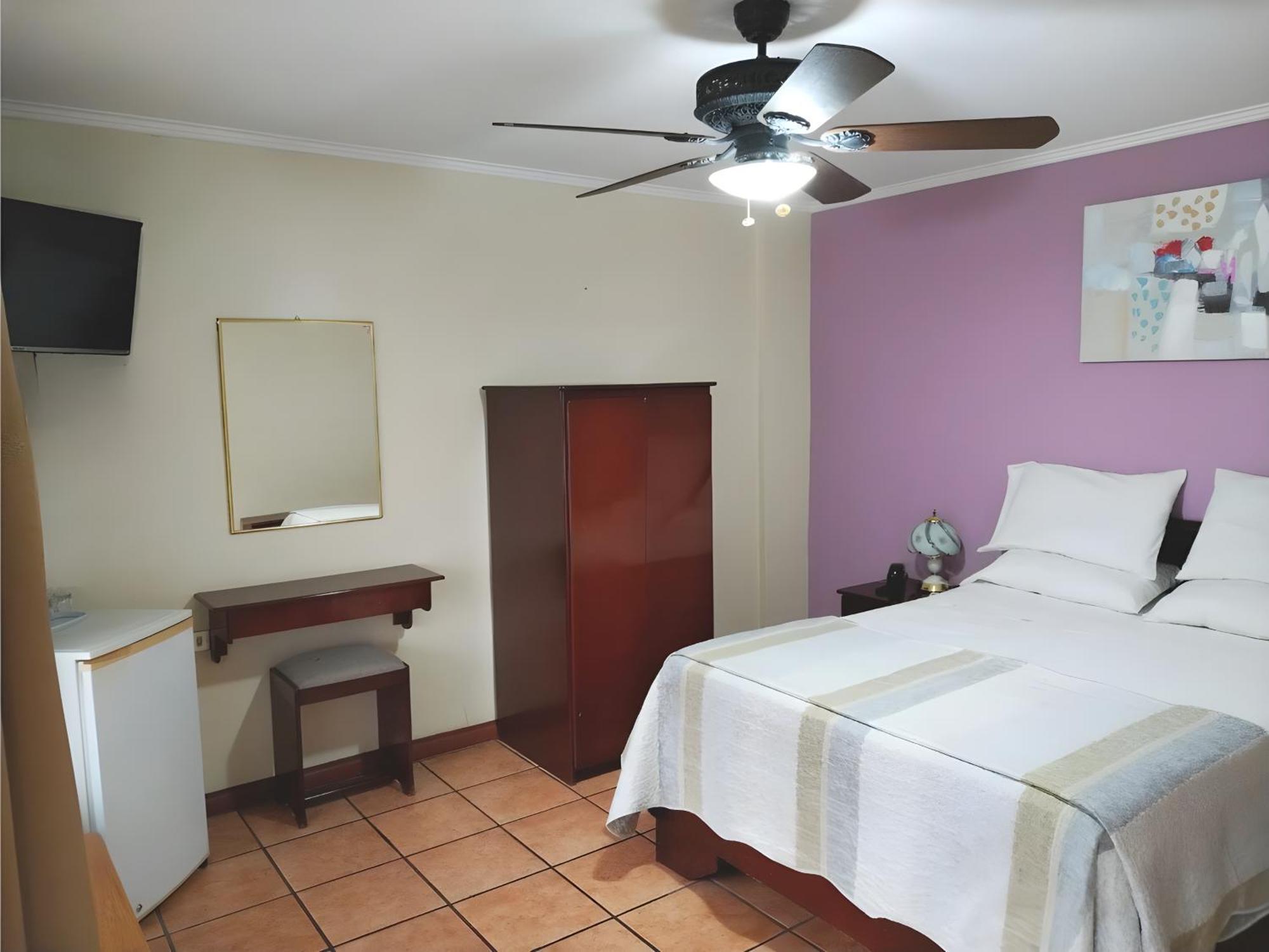 Hotel Puerta Del Sol - San Jose Airport Ngoại thất bức ảnh